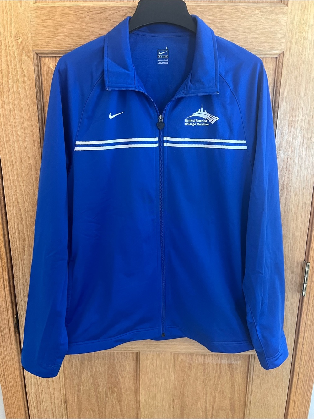 Nike Blue Full-Zip Chicago Marathon Jacket with White Stripes
